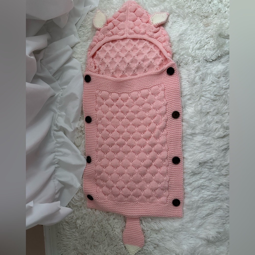 New without tags knitted stroller blanket